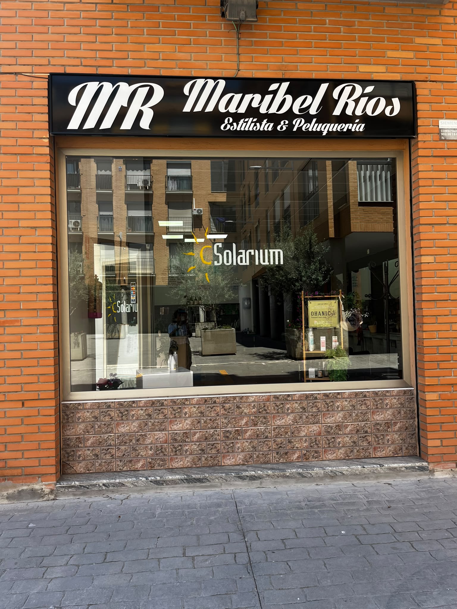 Fachada Peluquería Maribel Ríos